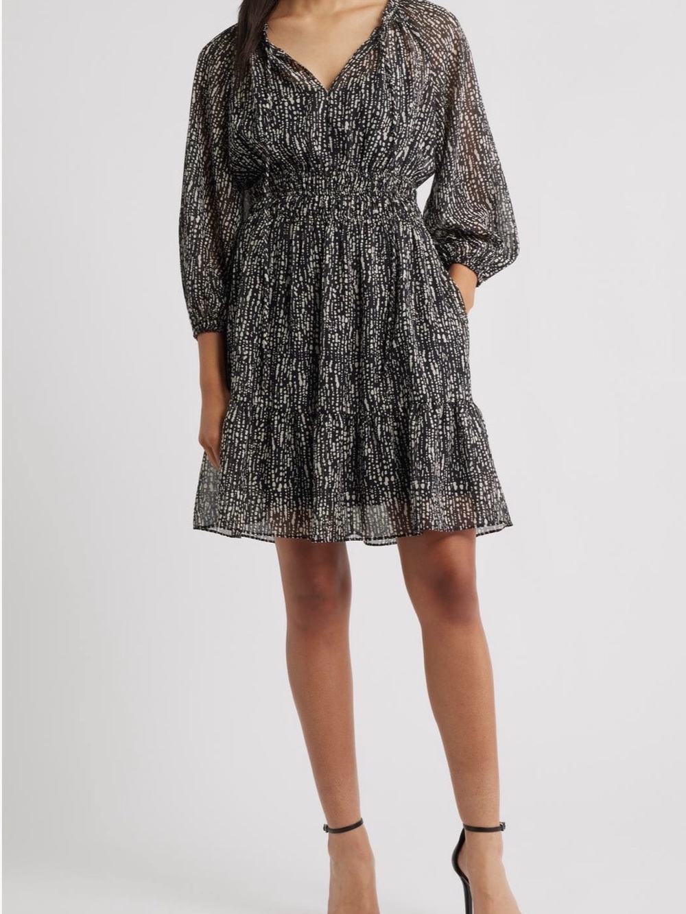 Julia Jordan Patterned Two Layer Tiered Dress with Elastic Sleeve Size 8